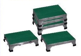 MN-SUS029 - Step Stool