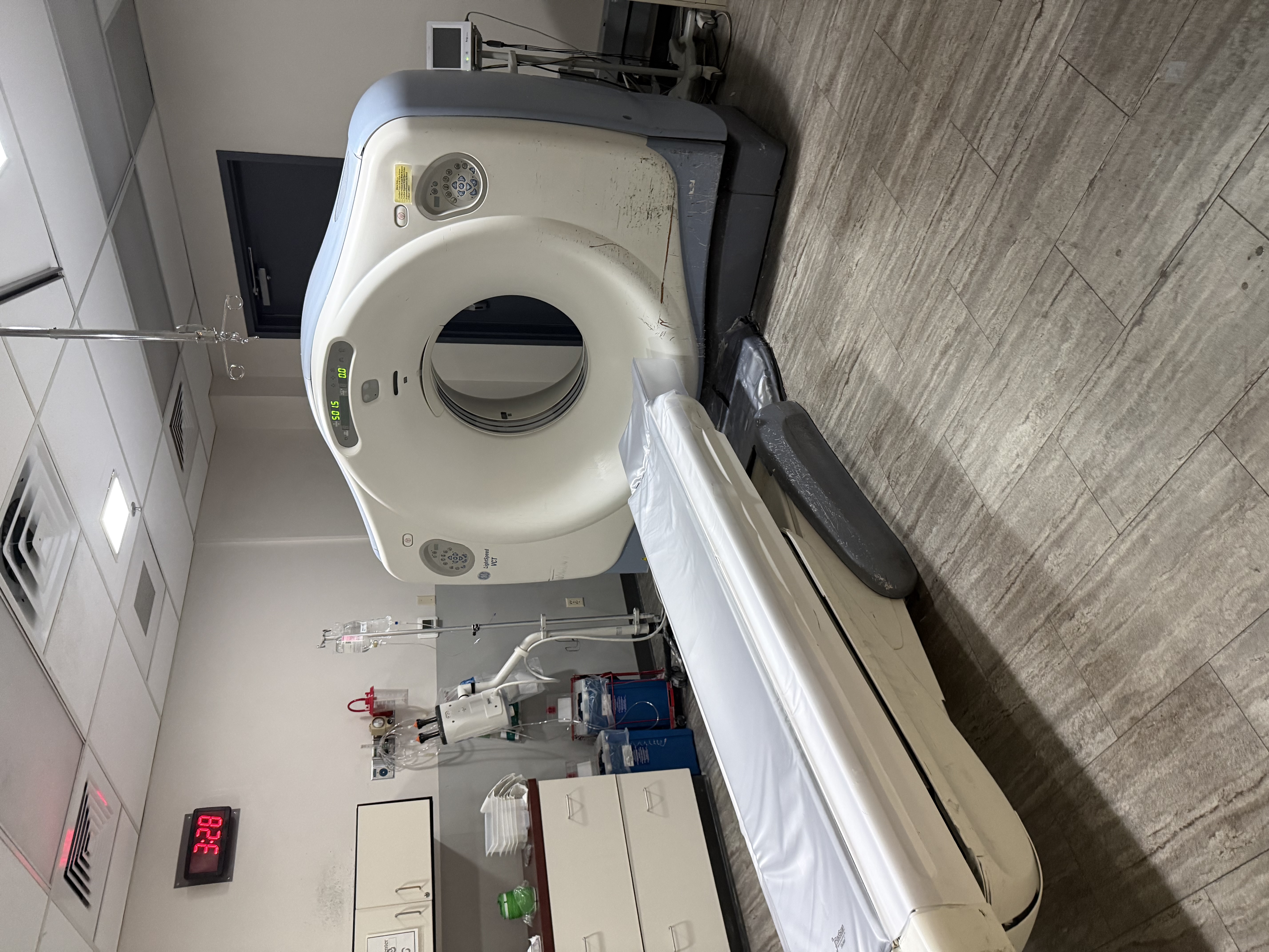 GE Lightspeed VCT 64-Slice CT Scanner